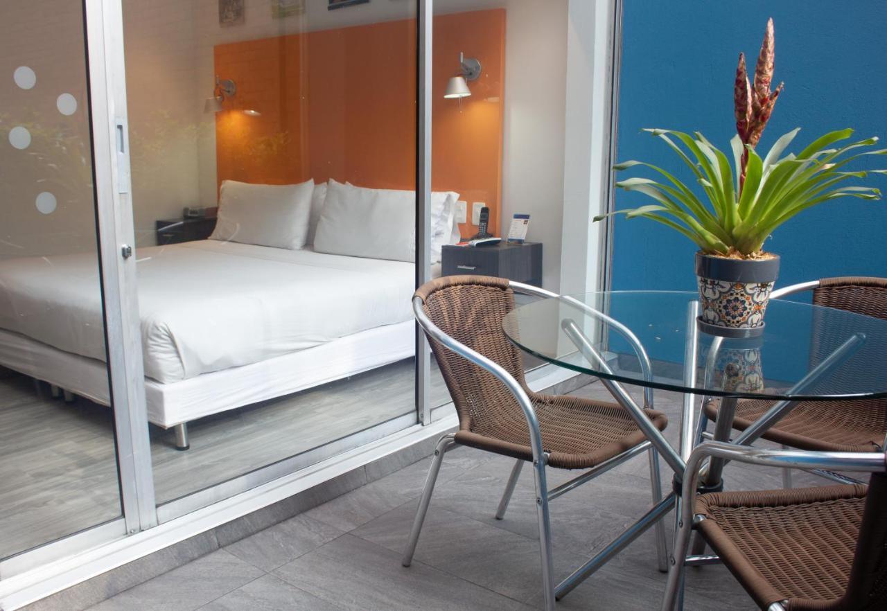 Hotel 104 Art Suites Bogotá Dış mekan fotoğraf