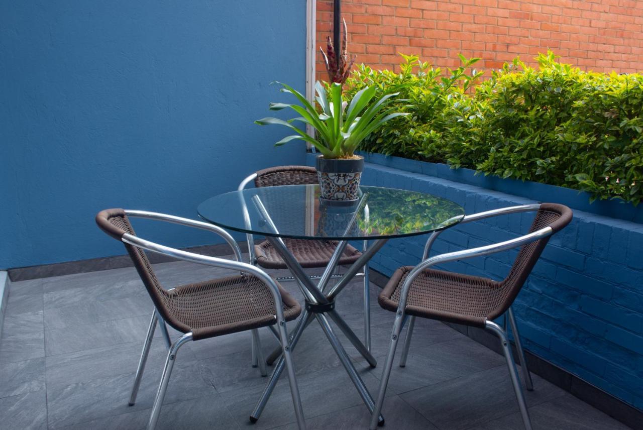 Hotel 104 Art Suites Bogotá Dış mekan fotoğraf